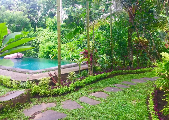 Mahesa فيلة *